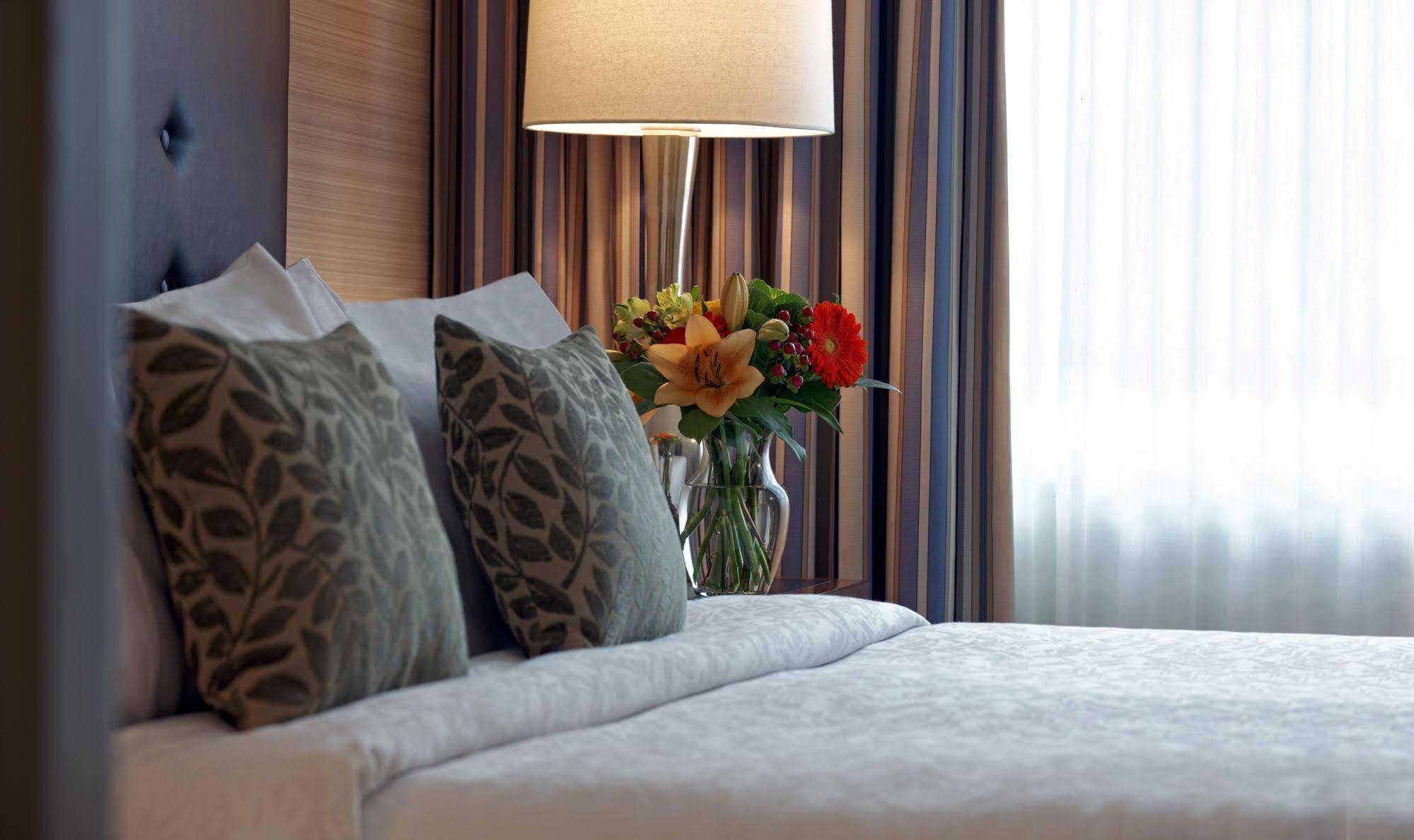 Cambridge Suites Toronto Luaran gambar